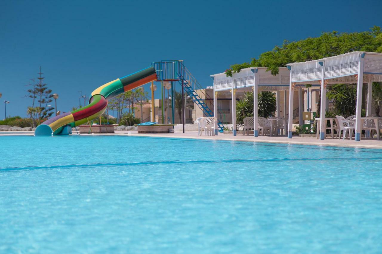Villas Petro Beachエル・アラメイン エクステリア 写真